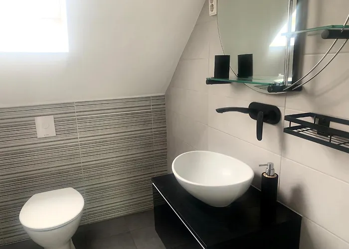 Apartment Flair Apartmanhaz