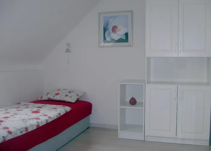 Apartment Flair Apartmanhaz