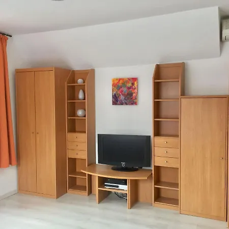 Apartment Flair Apartmanhaz *