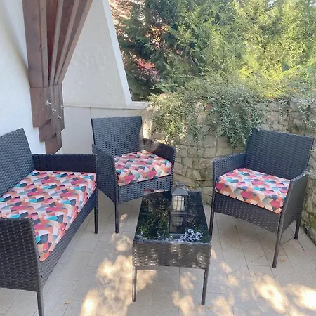 Flair Apartmanhaz Appartement Eger
