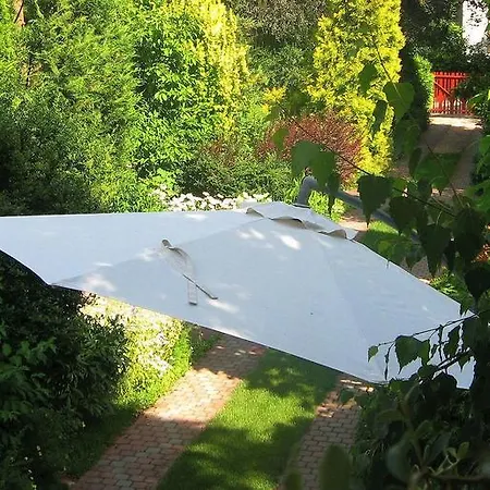 Apartment Flair Apartmanhaz *